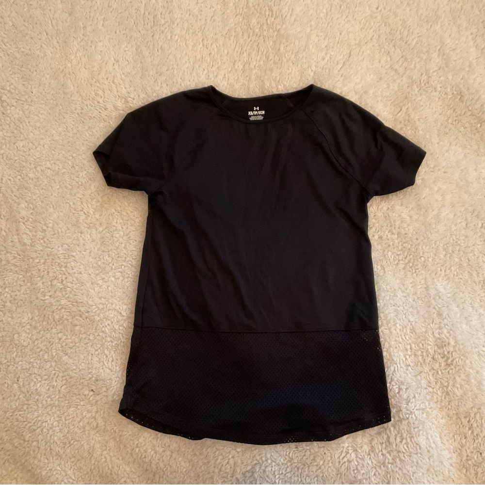 Under Armor Open Back Black Short Sleeve Tee